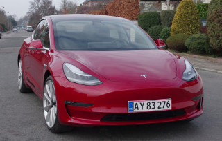 Biltest: Tesla Model 3 Performance