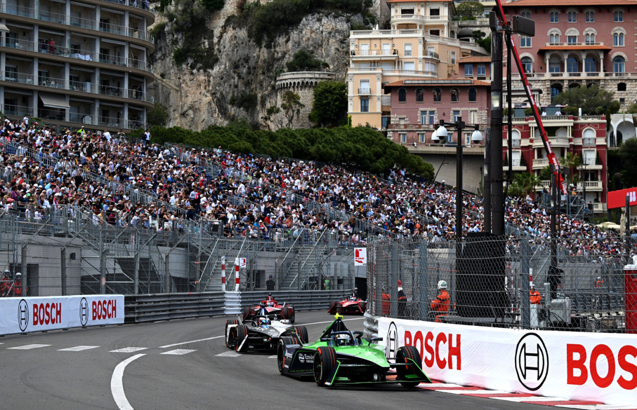 Monaco E-Prix: Dygtighed og en smule held bragte Jaguar på toppen med