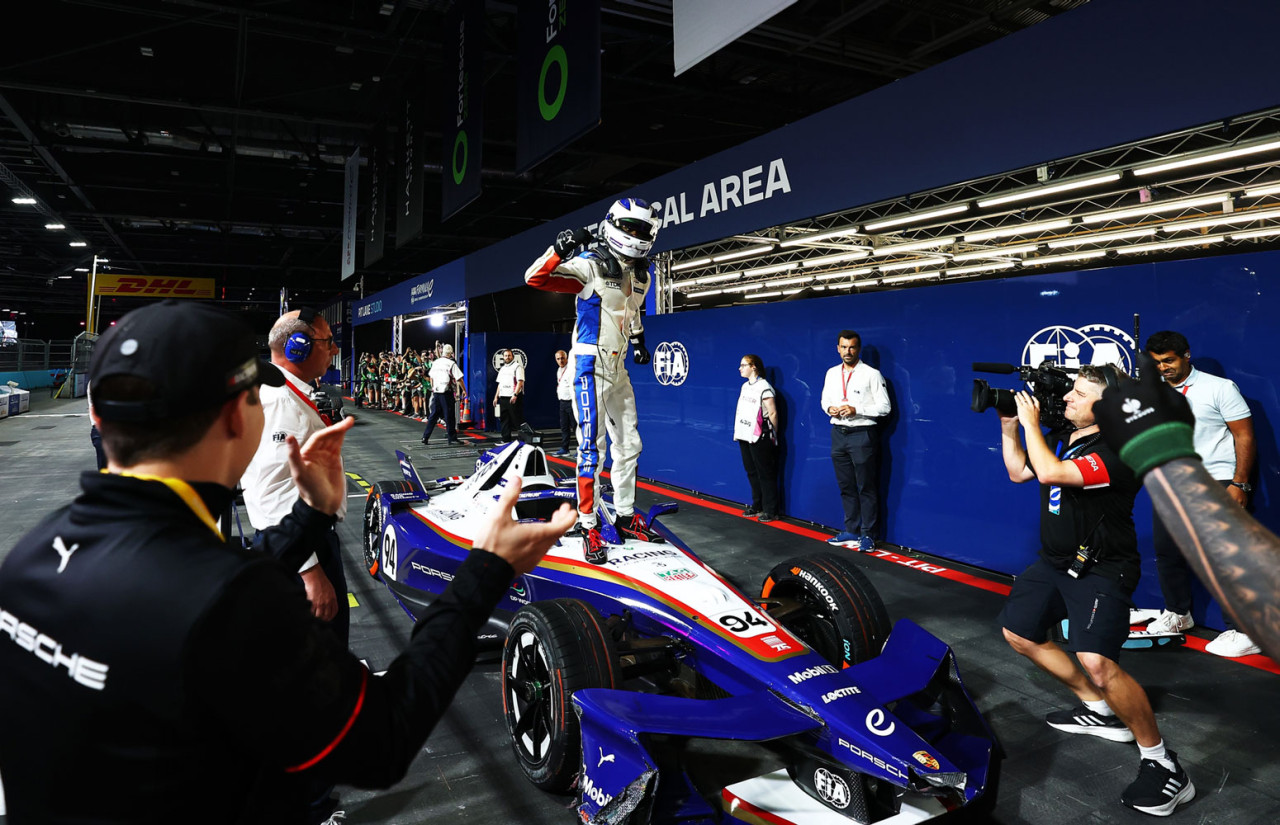 London E-Prix: Wehrlein og Jaguar tager hver deres VM
