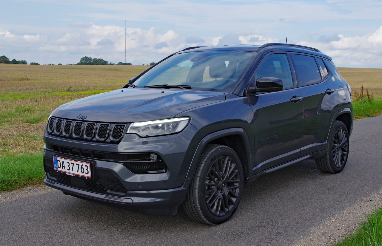 Jeep-Compass-4xe-FE
